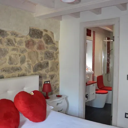 Casa Maru Homestay Camarmena